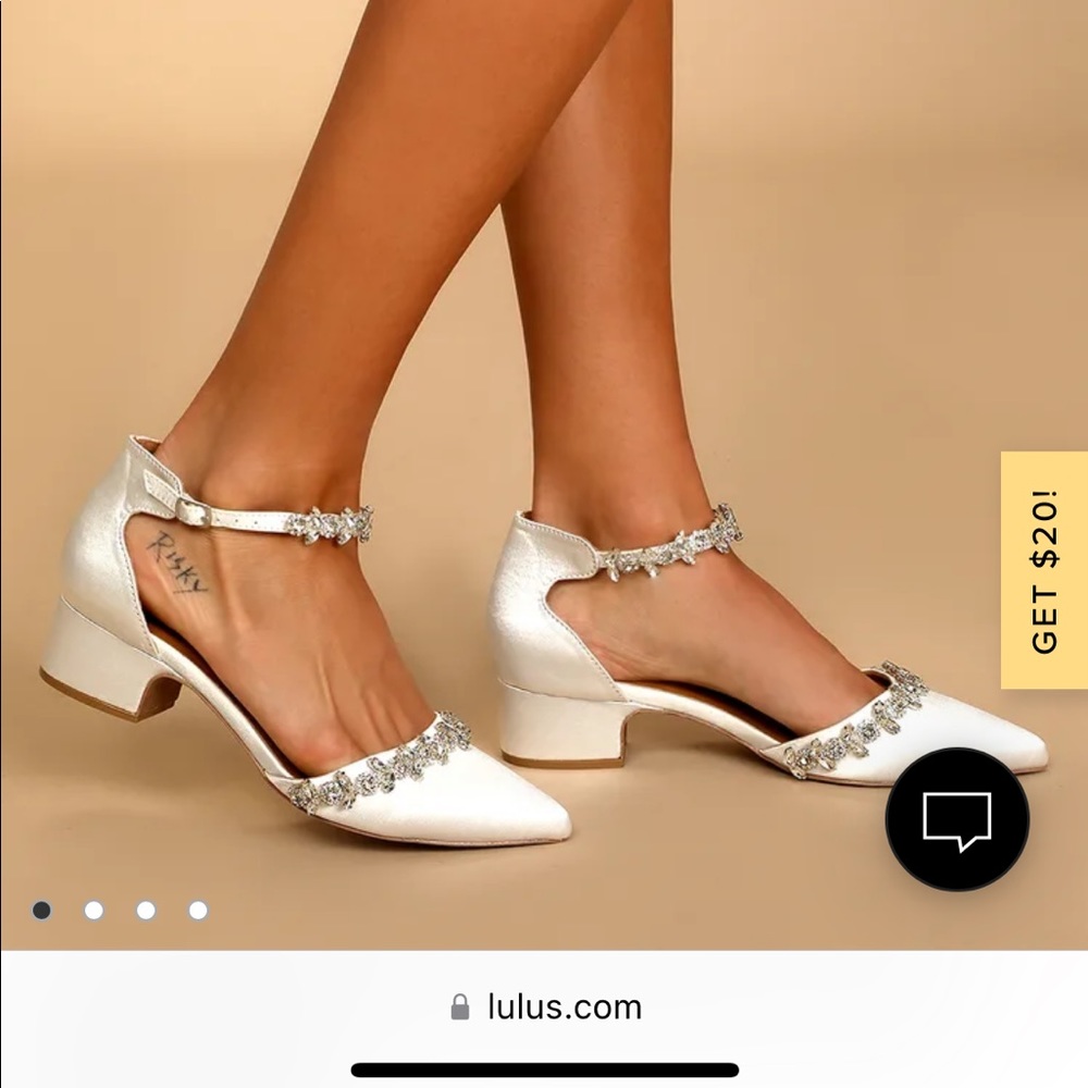 Never worn white lulus bridal shoes